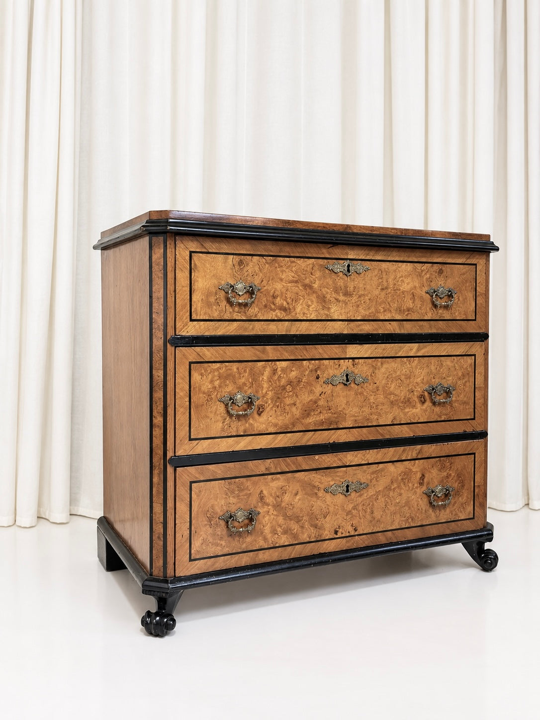 Swedish Biedermeier-Style Burl Birch Chest of Drawers, Ebonized Accents, 19th Century