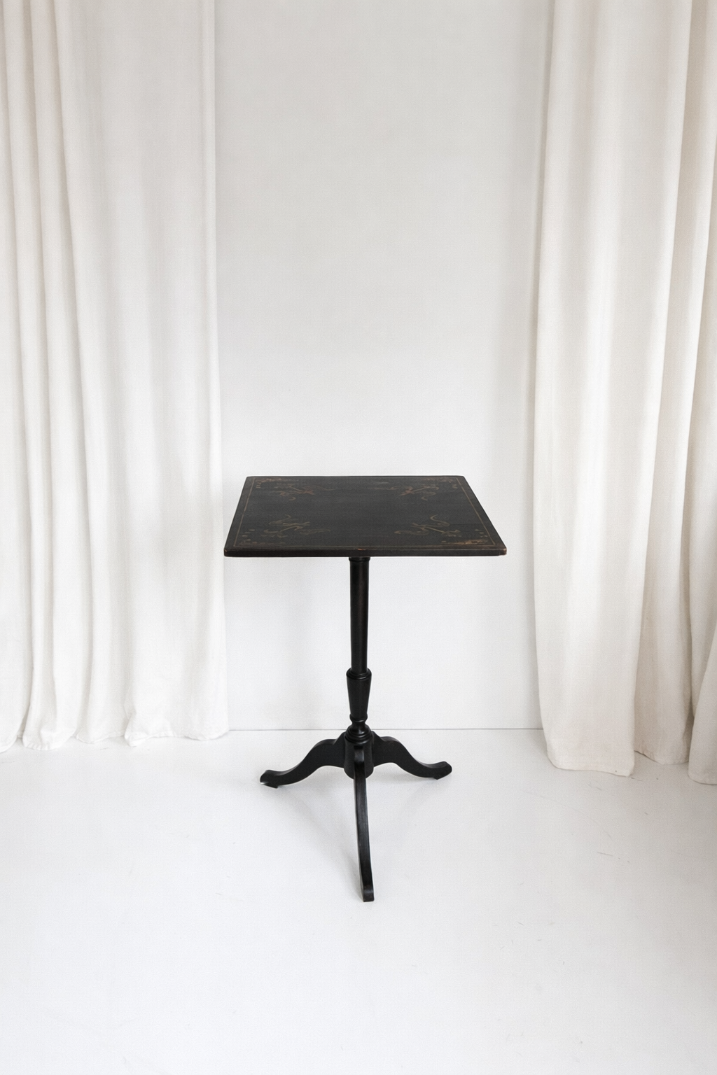 Hand-Painted Tilt Top Table