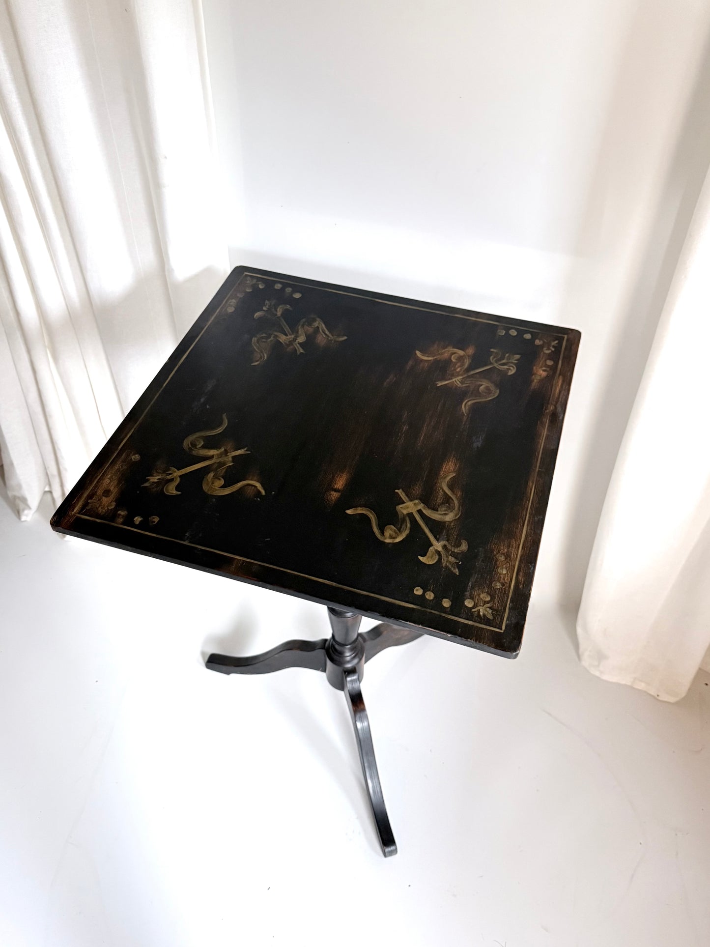 Hand-Painted Tilt Top Table